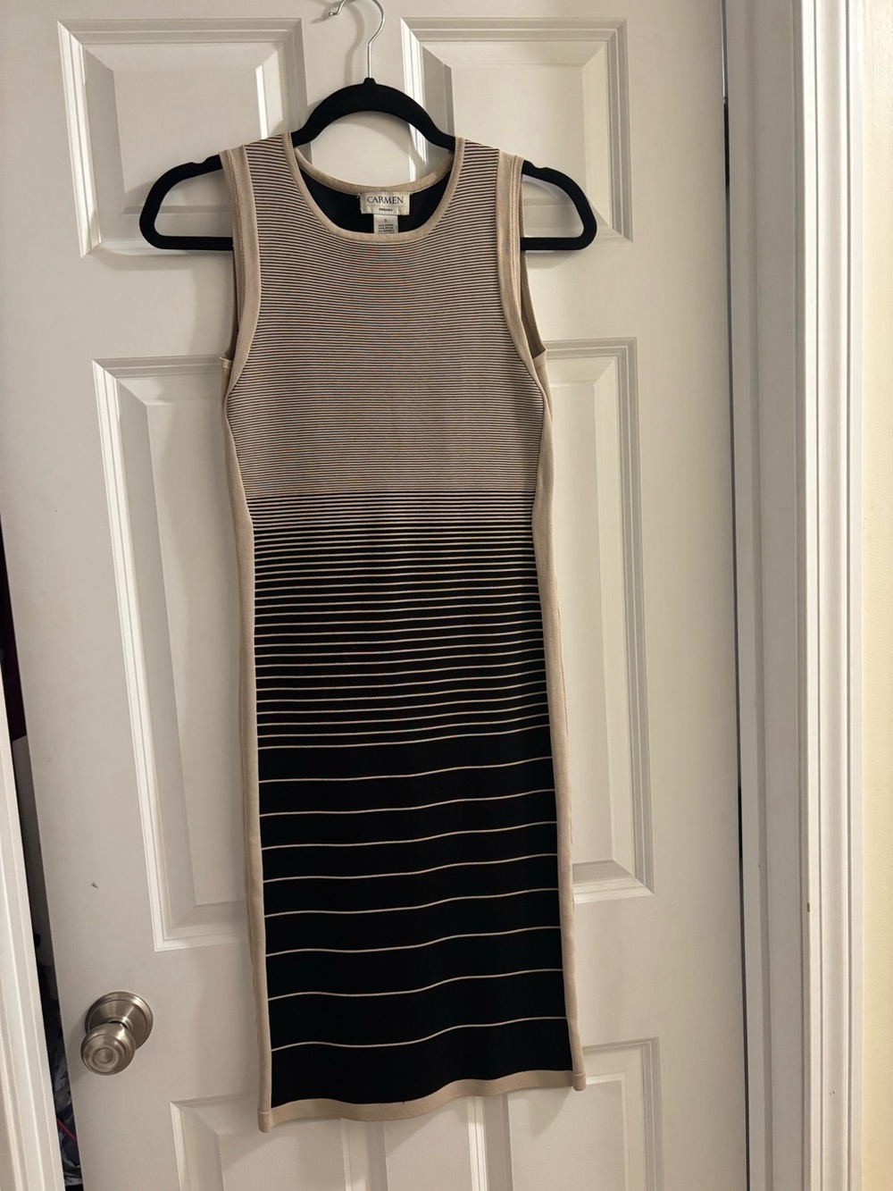 Carmen Marc Valvo Beige and Black Striped Sleeveless Knit Dress